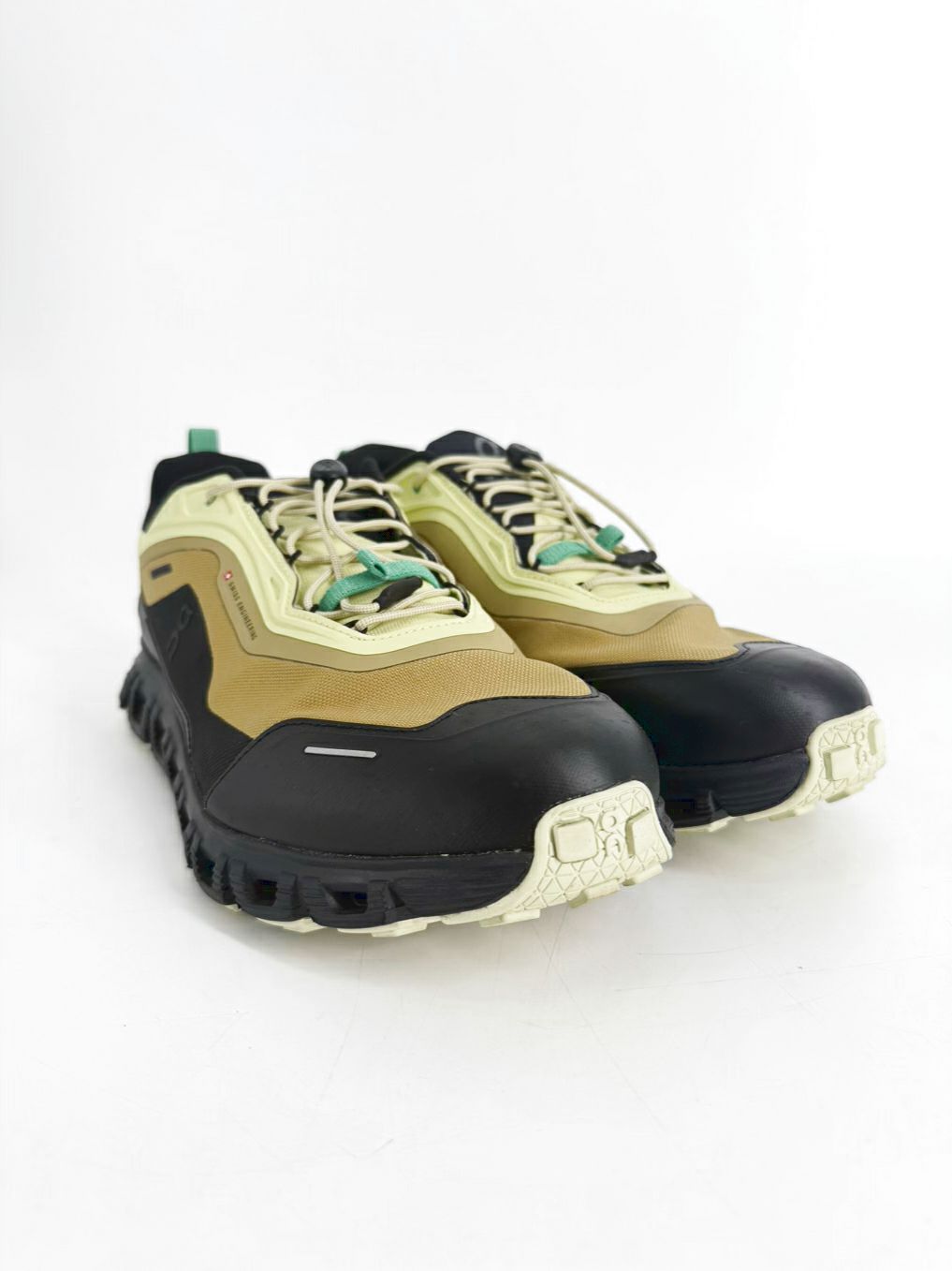 ON CLOUD Size 11 Green & Black Sneakers