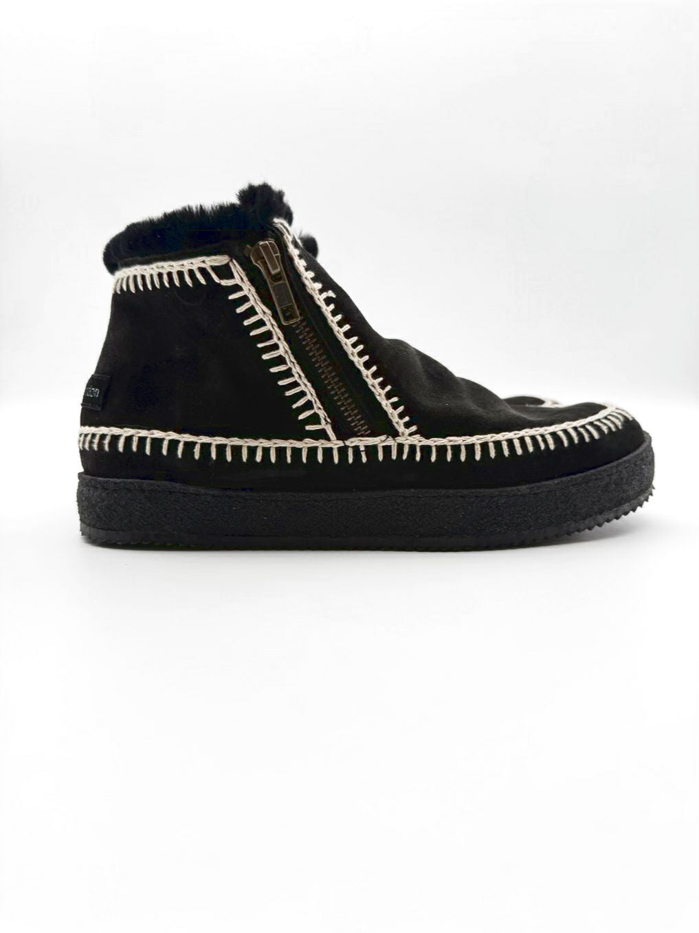 LAIDBACK LONDON WMNS Size 39 Black & White Crochet Detail Booties