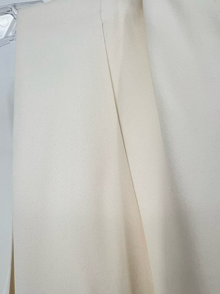 LAFAYETTE 148 Size 8 Cream Silk Sleeveless top