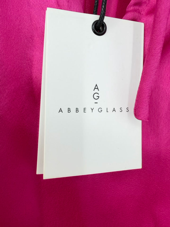 ABBEYGLASS Size M Fuchsia Sleeveless Top NWT