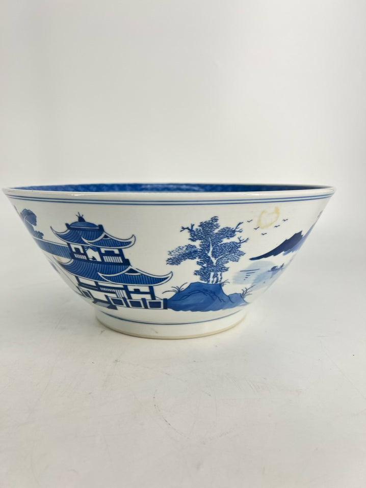 CHINESE EXPORT Blue & White Porcelain Canton Blue Bowl