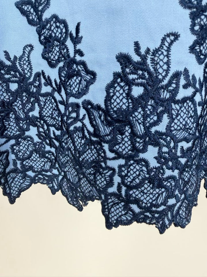 HYACINTH HOUSE Size XXL Blue Embroidered Blouse