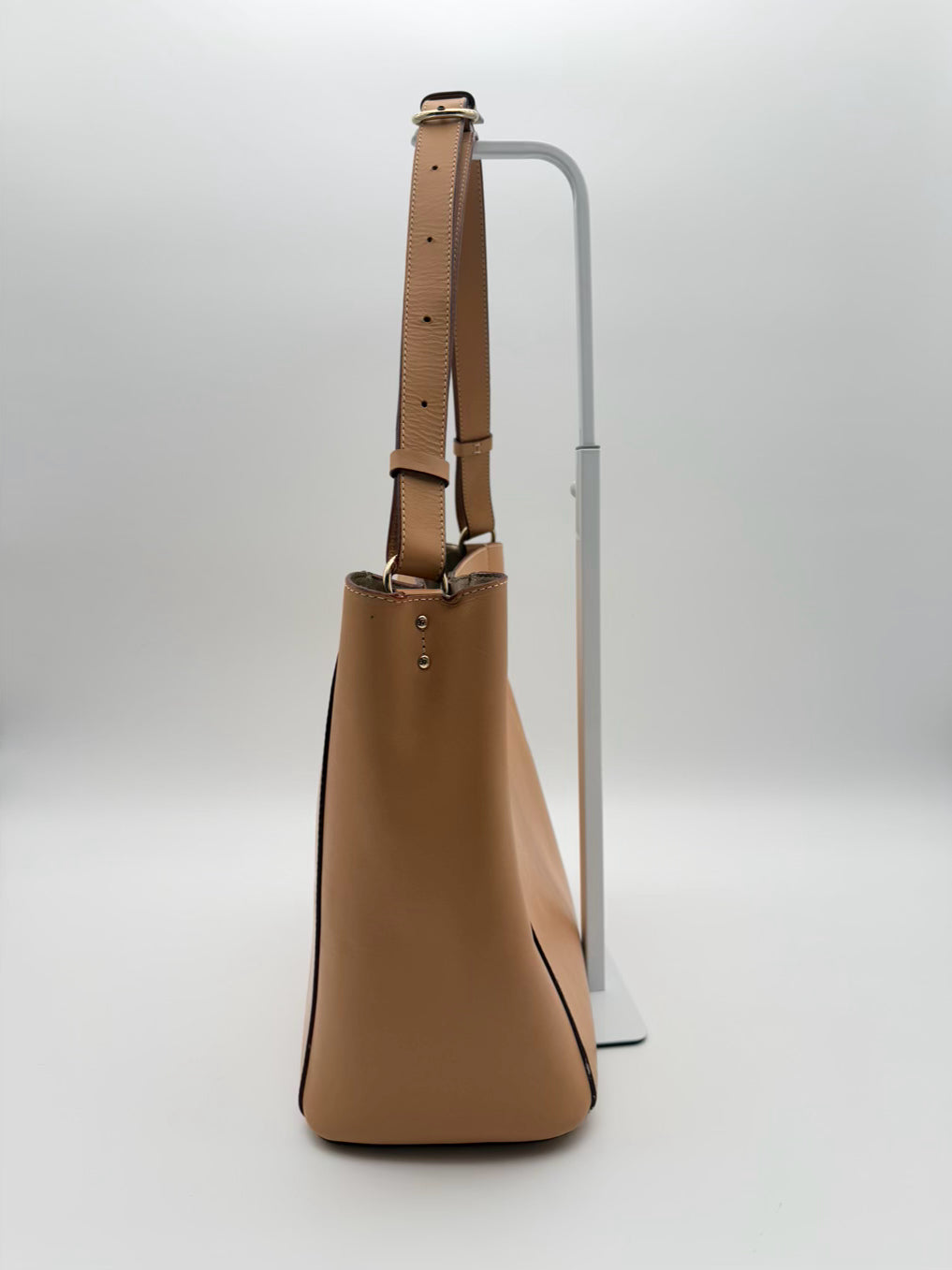 FRANCES VALENTINE Sand Leather Bucket Shoulder Bag