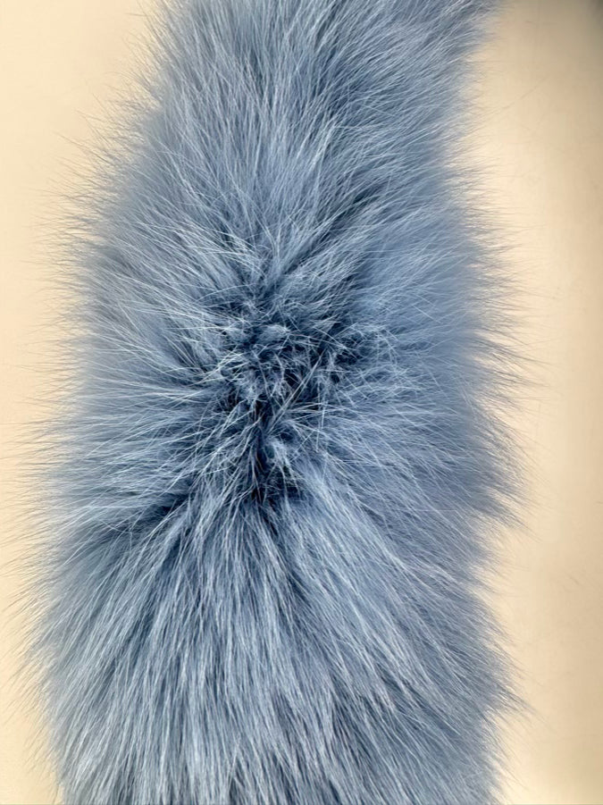CHARLOTTE SIMONE Blue Two-Tone Fox Fur Dress Scarf