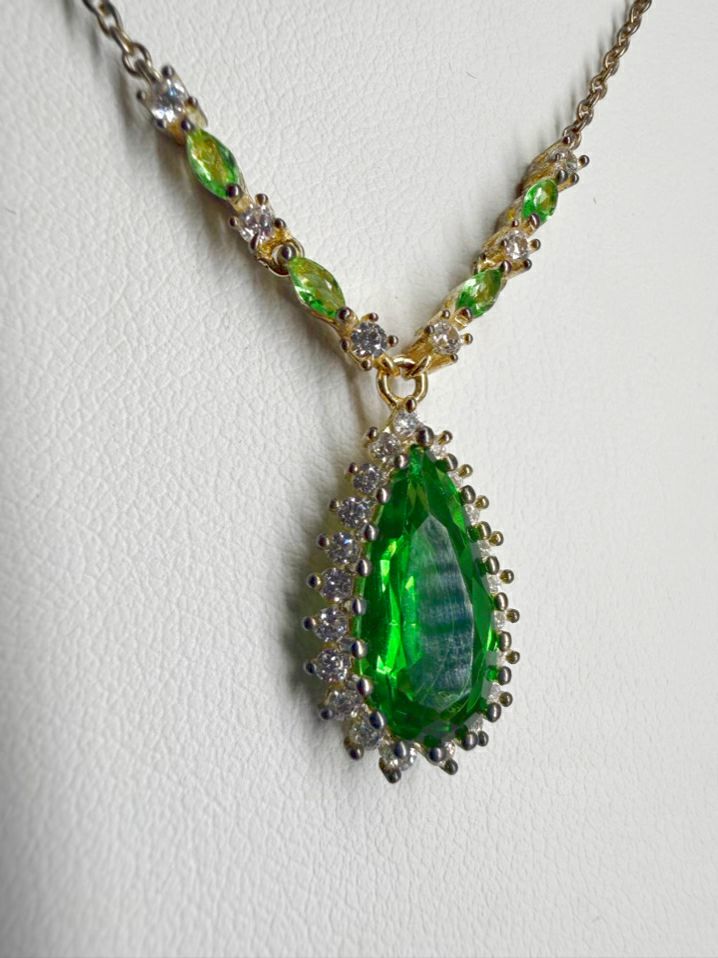 STAUER STERLING SILVER Green Helenite Tear Drop Necklace & Ring Set