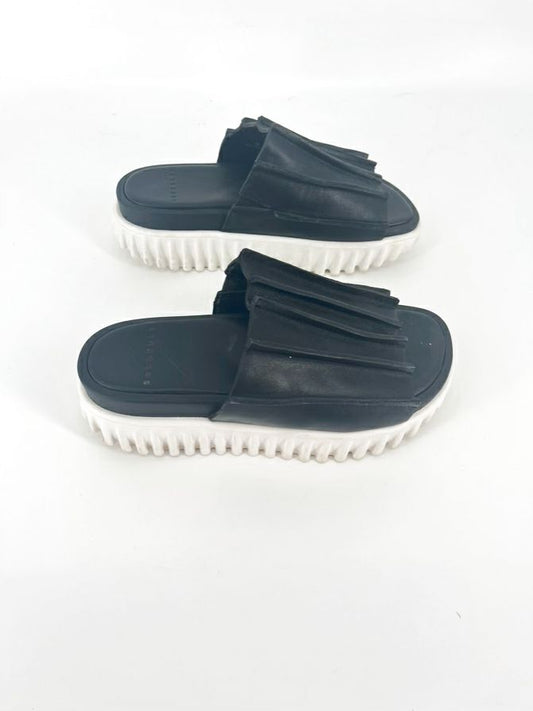 4CCCCEES Size 38 Black Leather Platforms