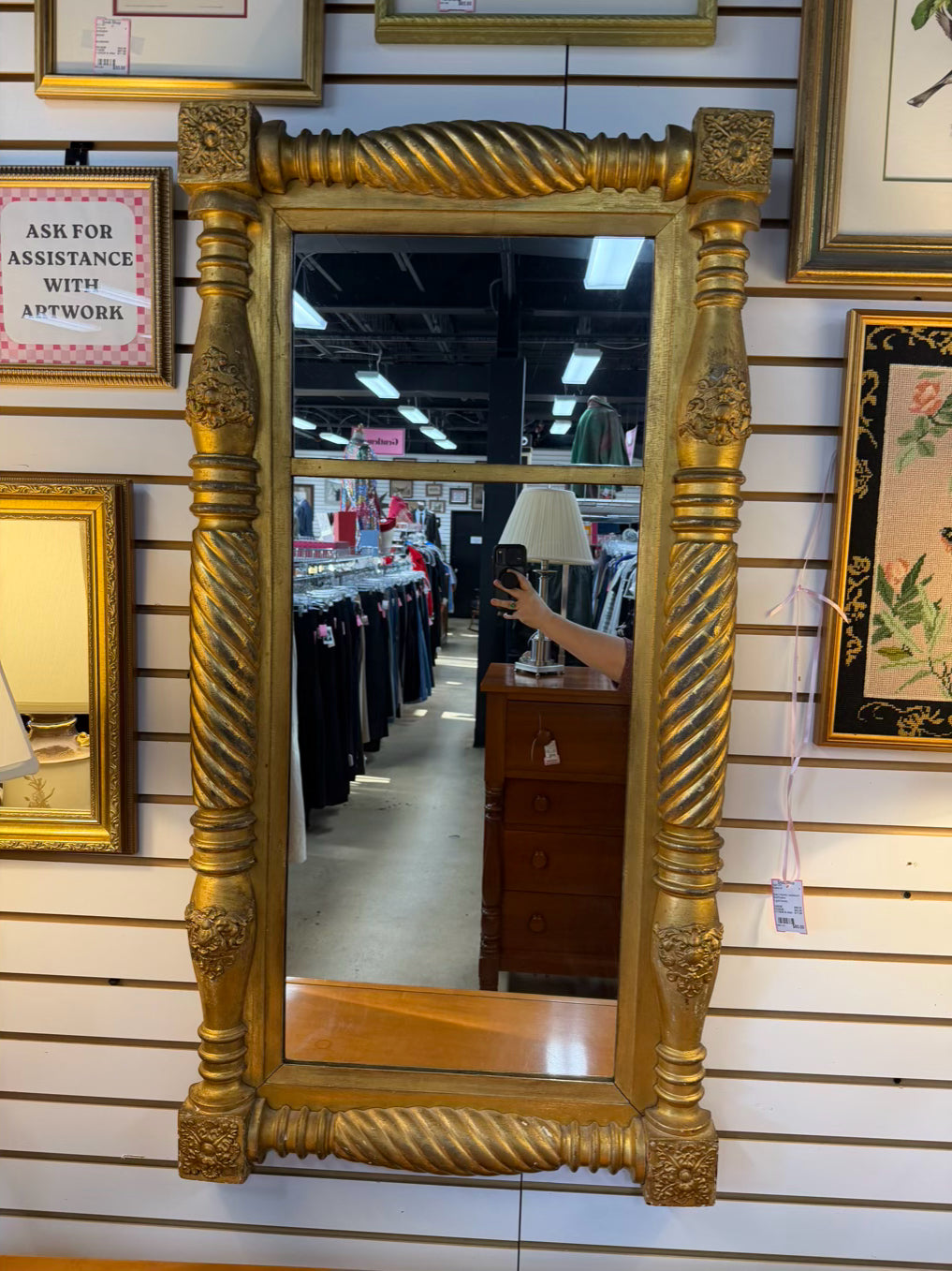 Gold Giltwood Federal Style Mirror