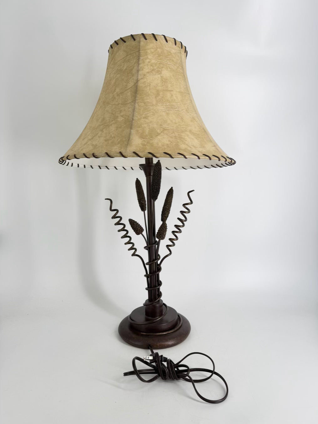 Brown Metal Cat Tail & Pine Cones Lamp w/ Shade