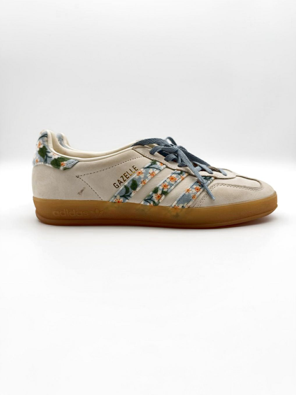 ADIDAS Liberty London WMNS Size 7.5 Cream & Blue Casual Shoes