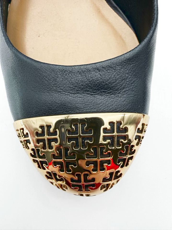 TORY BURCH WMNS Size 7 Navy Leather Gold Toe Wedge