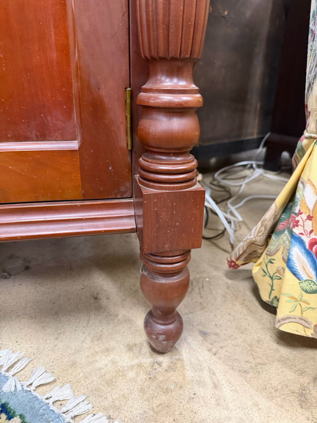 VINTAGE Buffet w/ 2 Drawers & Cabinet