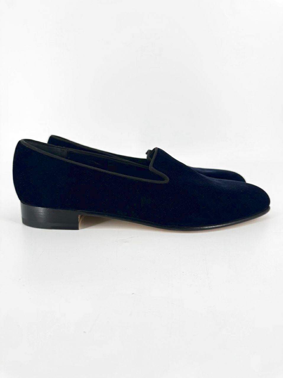 MANOLO BLAHNIK Size 9 Navy Velvet Dress Shoes