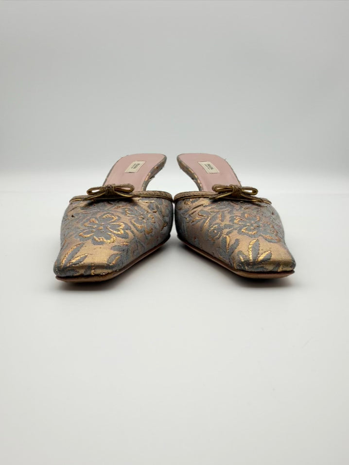PRADA Size WMNS 35.5 Gold & Blue Tapestry Floral Kitten Heels
