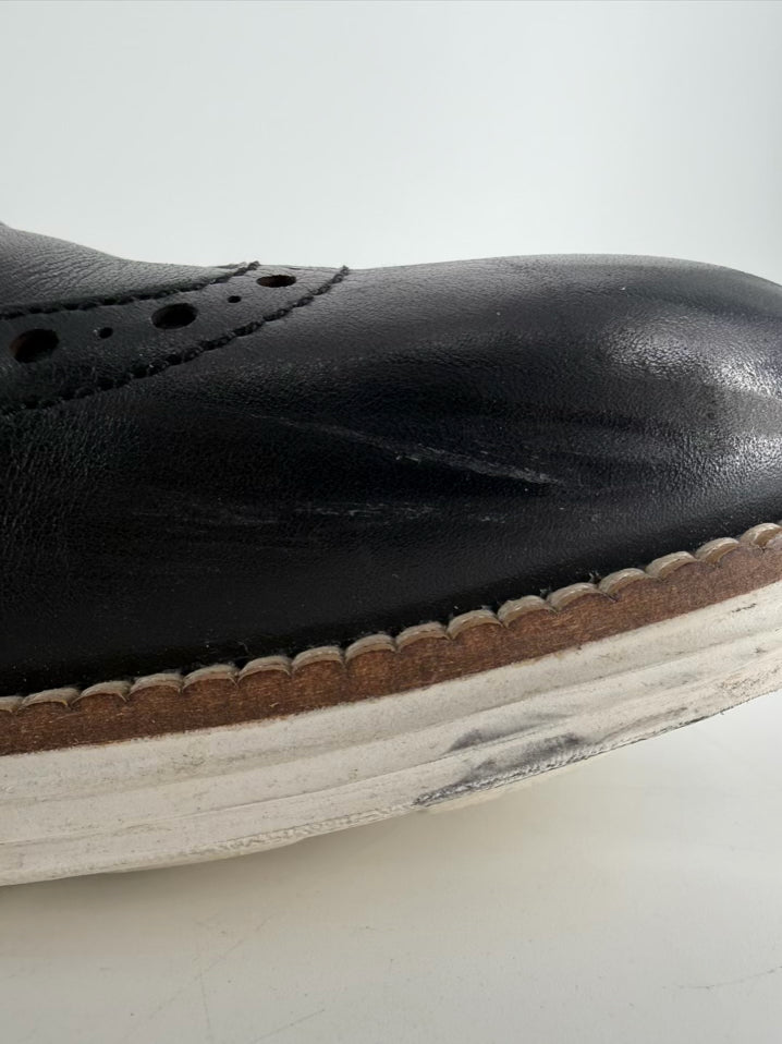 COLE HAAN Size 10 Black Leather Casual Shoes