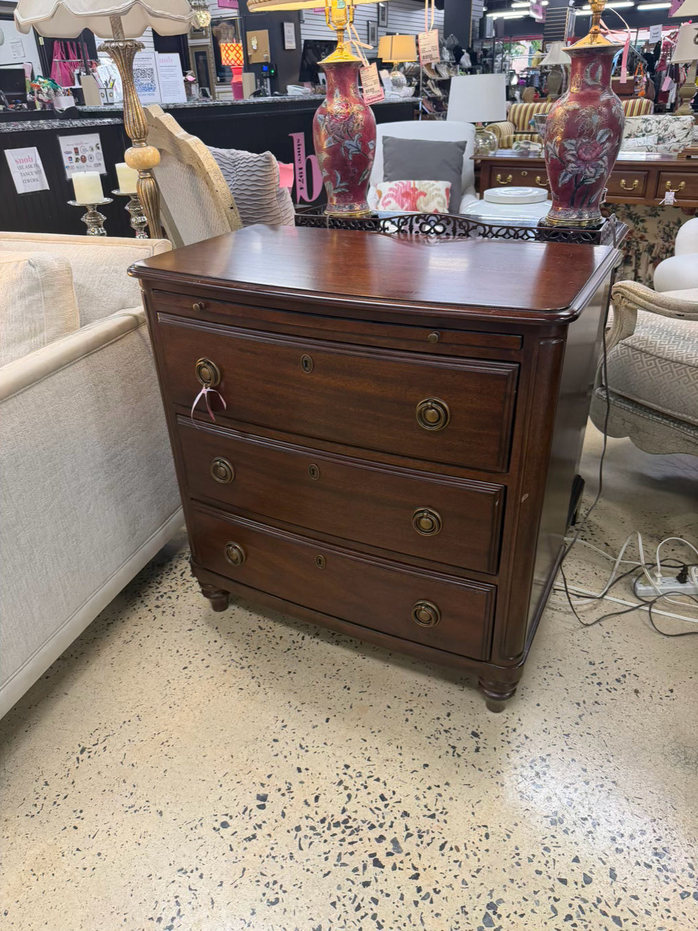 KINCAID Dark Wood Bachelors 3 Drawer Chest