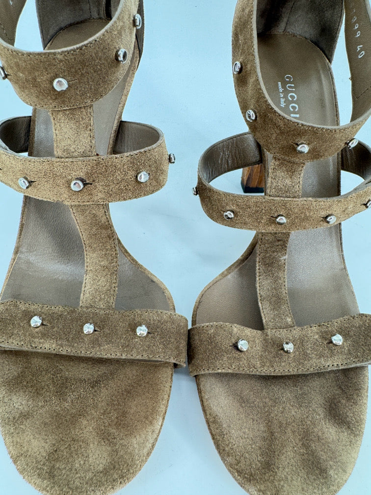 GUCCI Size 10 Brown Suede Studded Heels