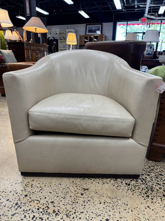 LEE INDUSTRIES Cream Leather Barrel Back Swivel Chair