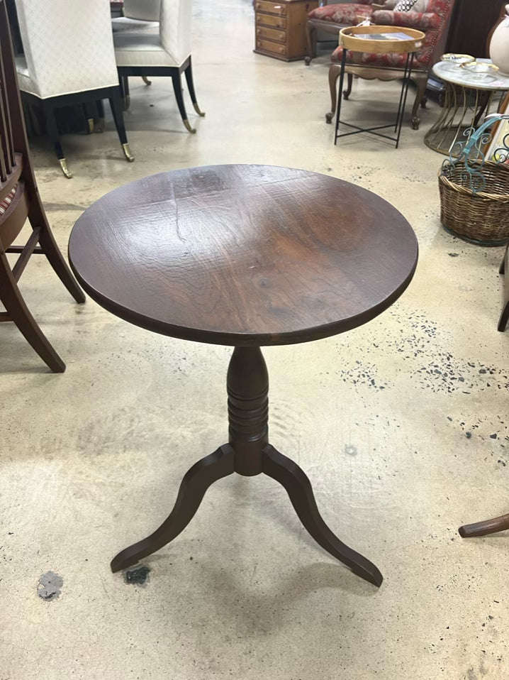 ANTIQUE Wood Round Occasional Table w/ Tripod Legs