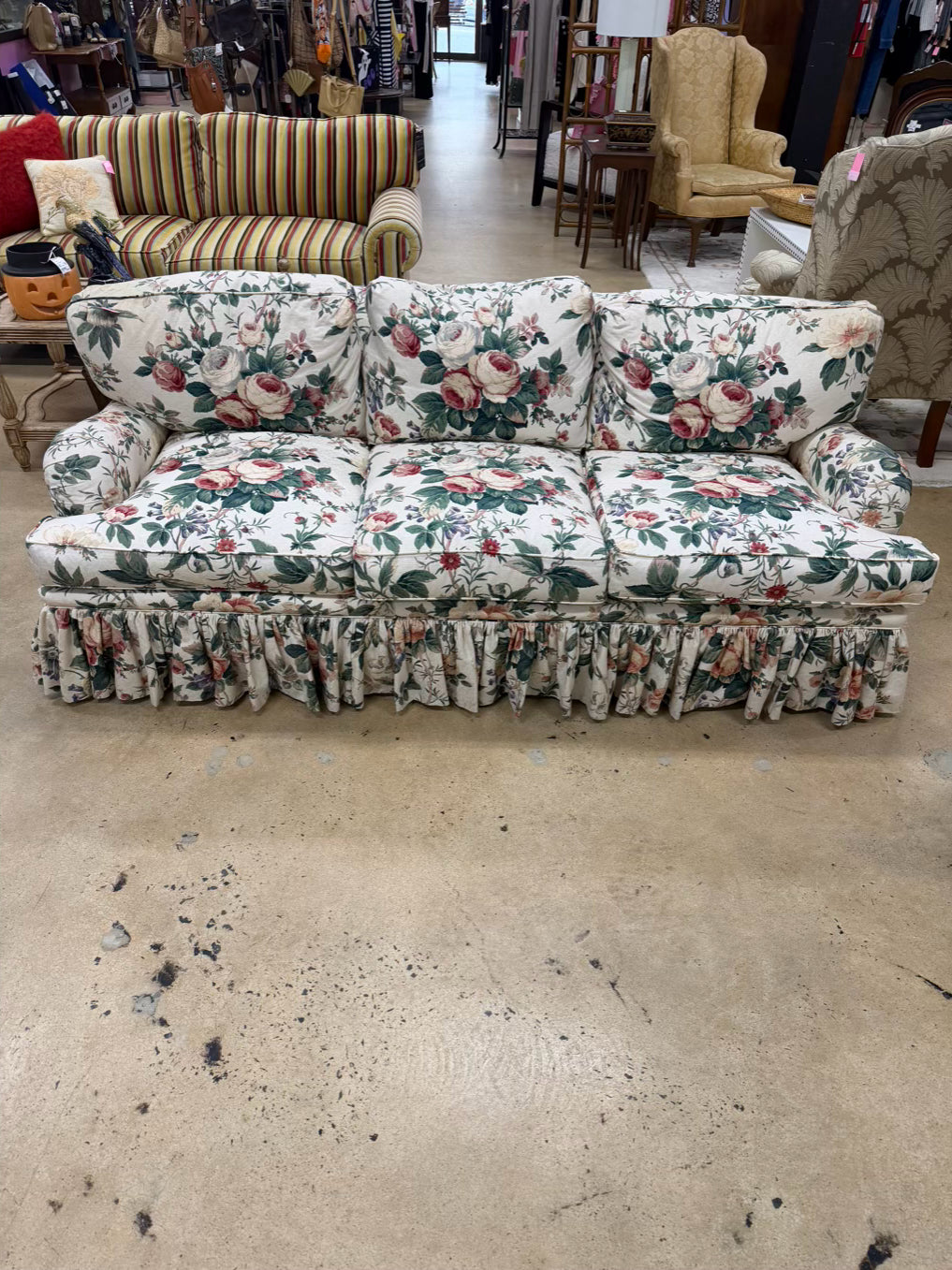 VINTAGE Cream, Pink, Green & Blue 3 Cushion Sofa