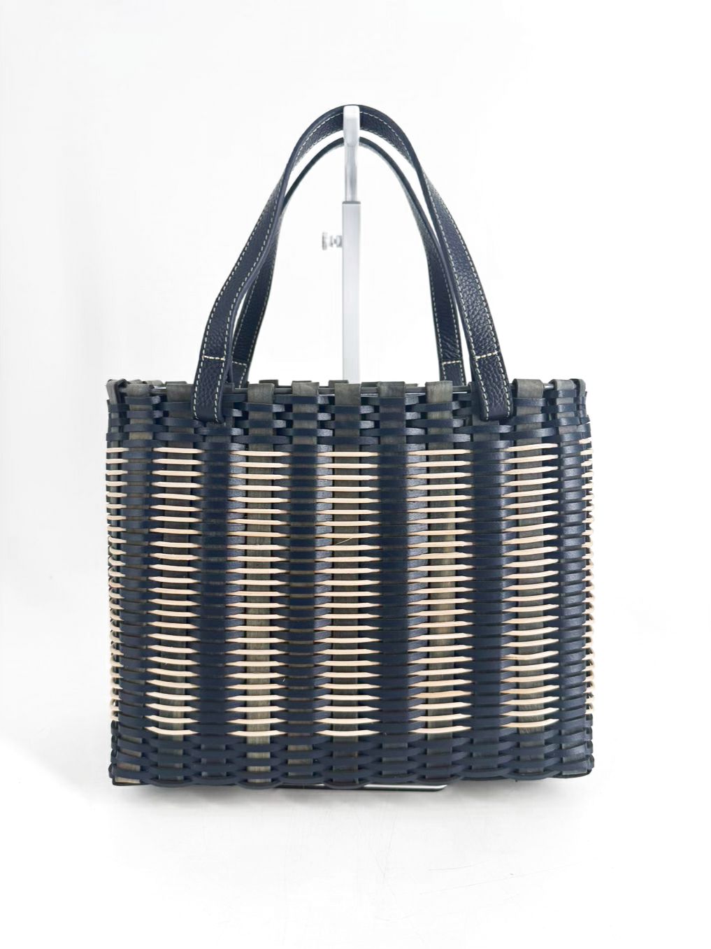 J MCLAUGHLIN Navy & Cream Wicker Stripe Purse NWT
