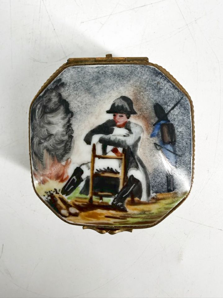 LIMOGES Soldiers Box
