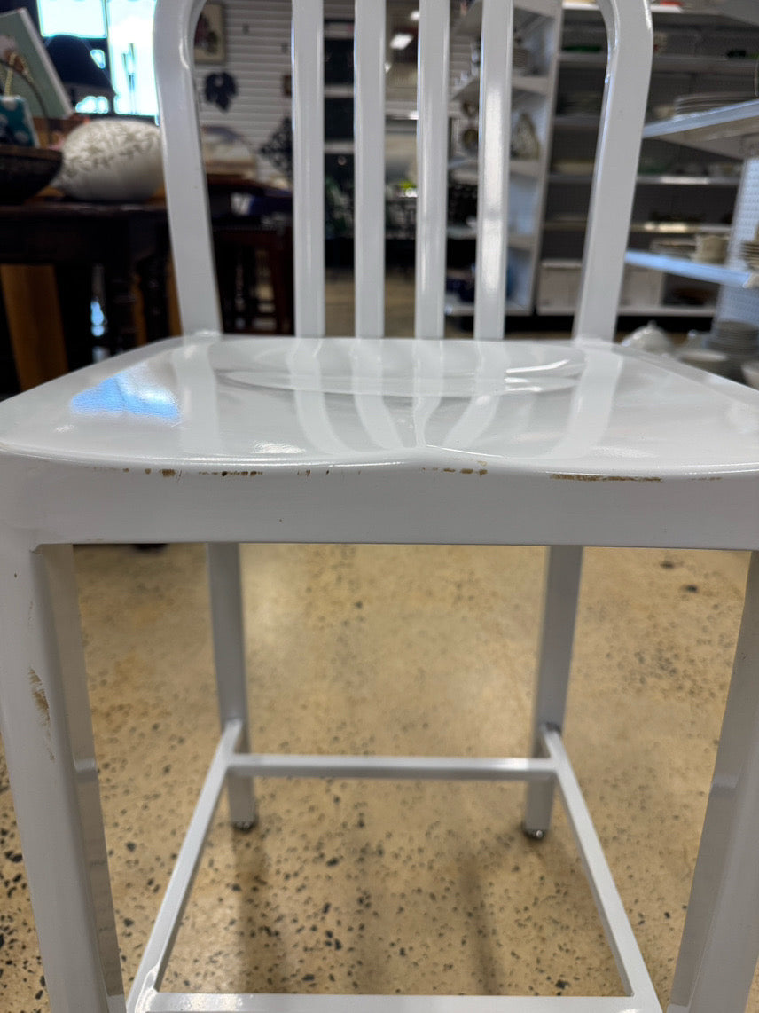 CRATE & BARREL White Metal Set of 6 Counter Stools