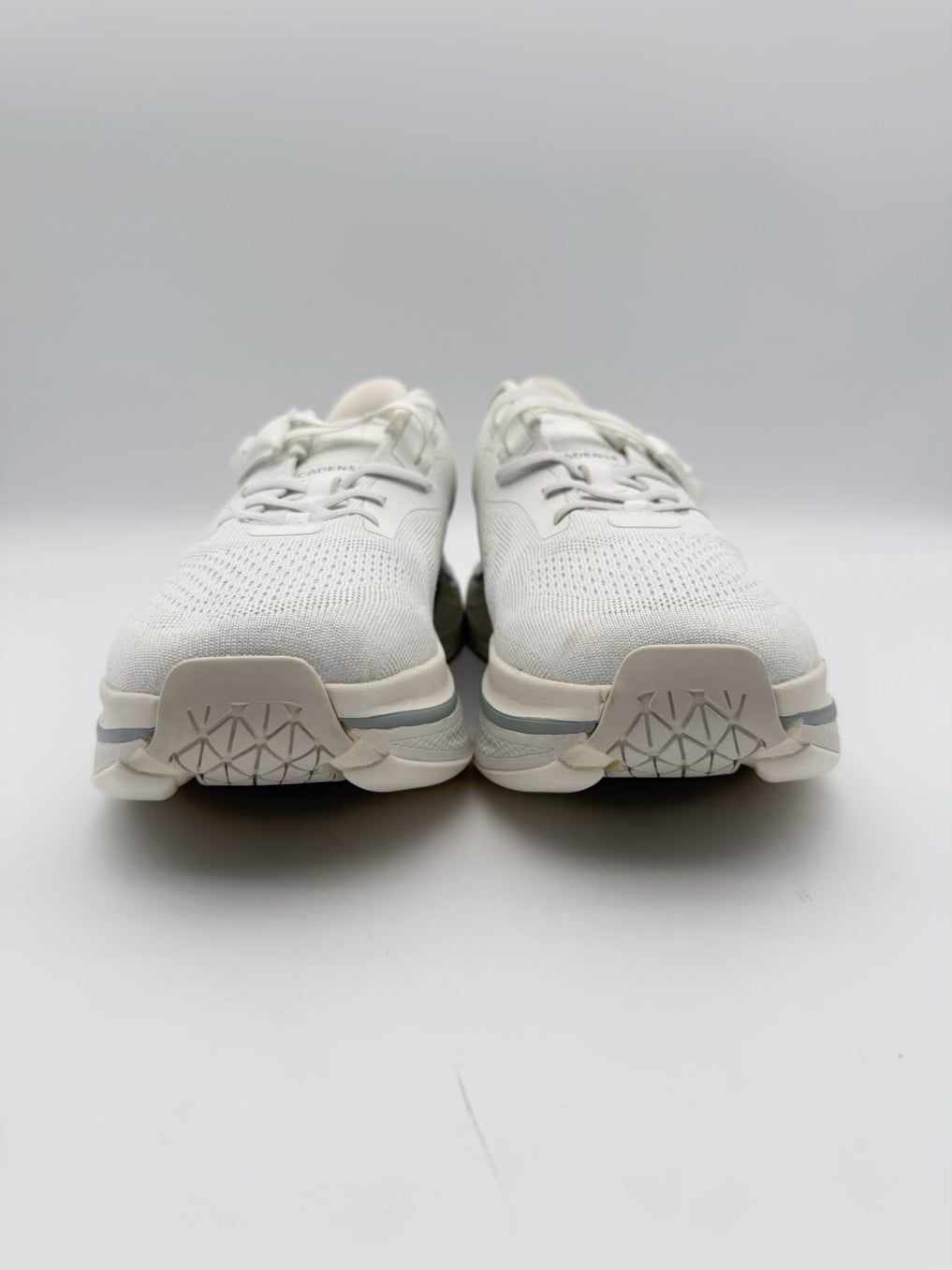 CADENSE Size MENS 12 White Sneakers