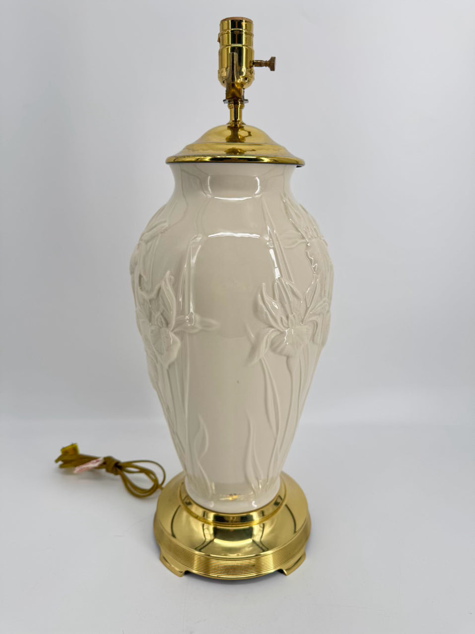 LENOX Cream Porcelain Raised Flower Design Lamp