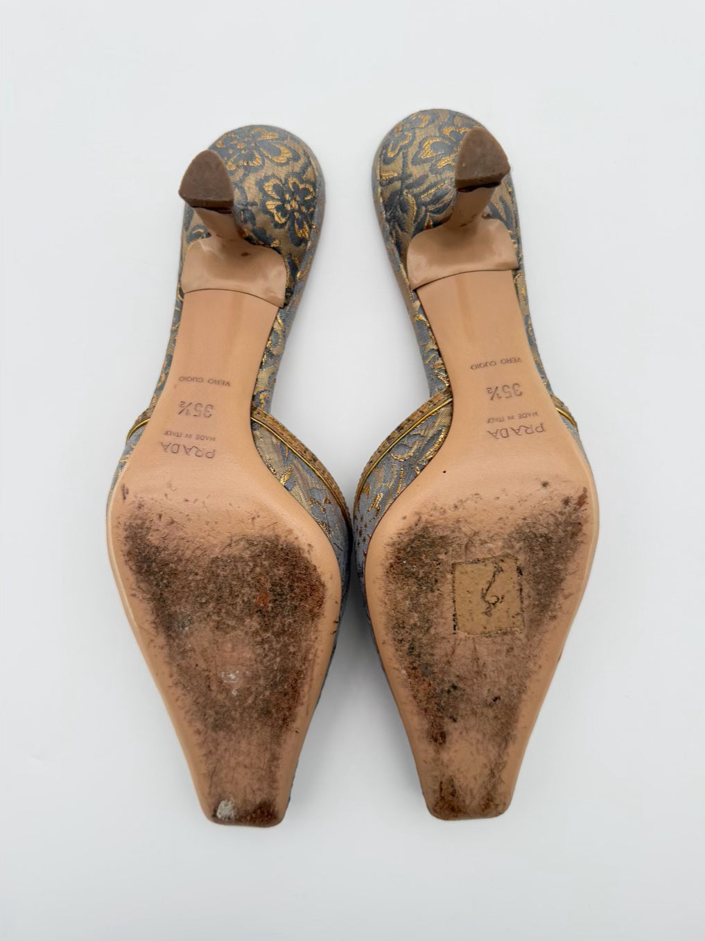 PRADA Size WMNS 35.5 Gold & Blue Tapestry Floral Kitten Heels