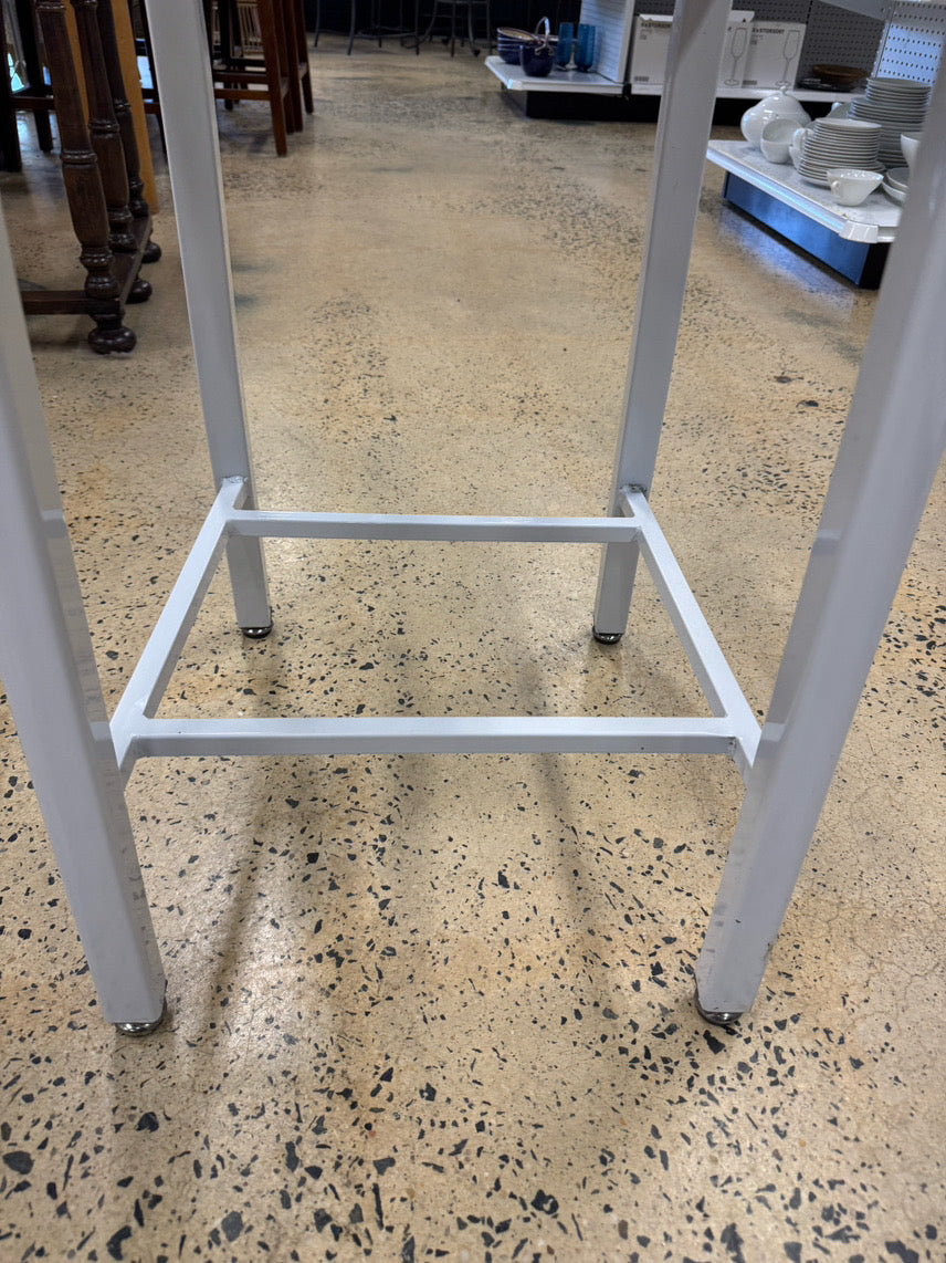 CRATE & BARREL White Metal Set of 6 Counter Stools