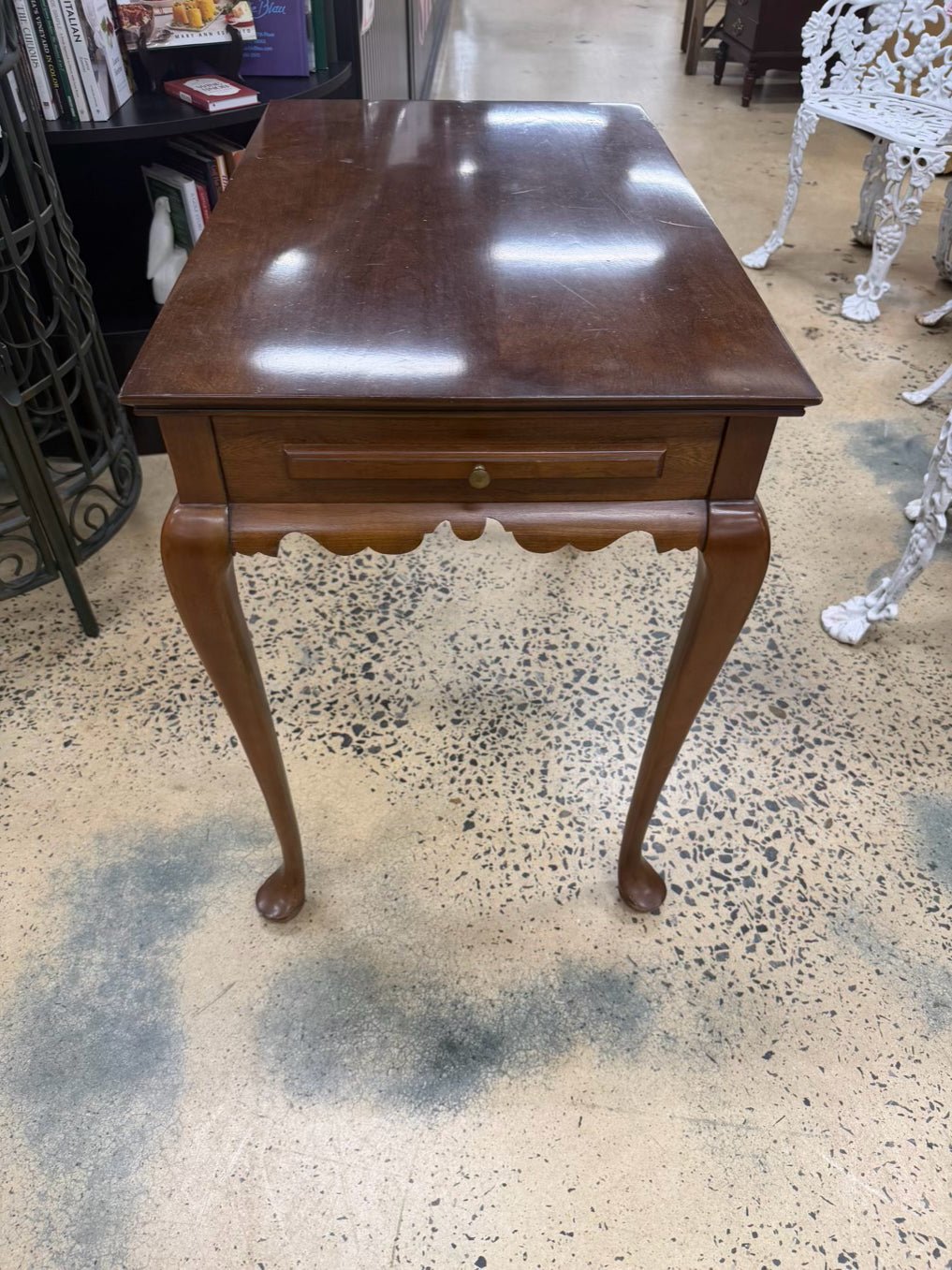 Medium Brown Wood Queen Ann Tea Table
