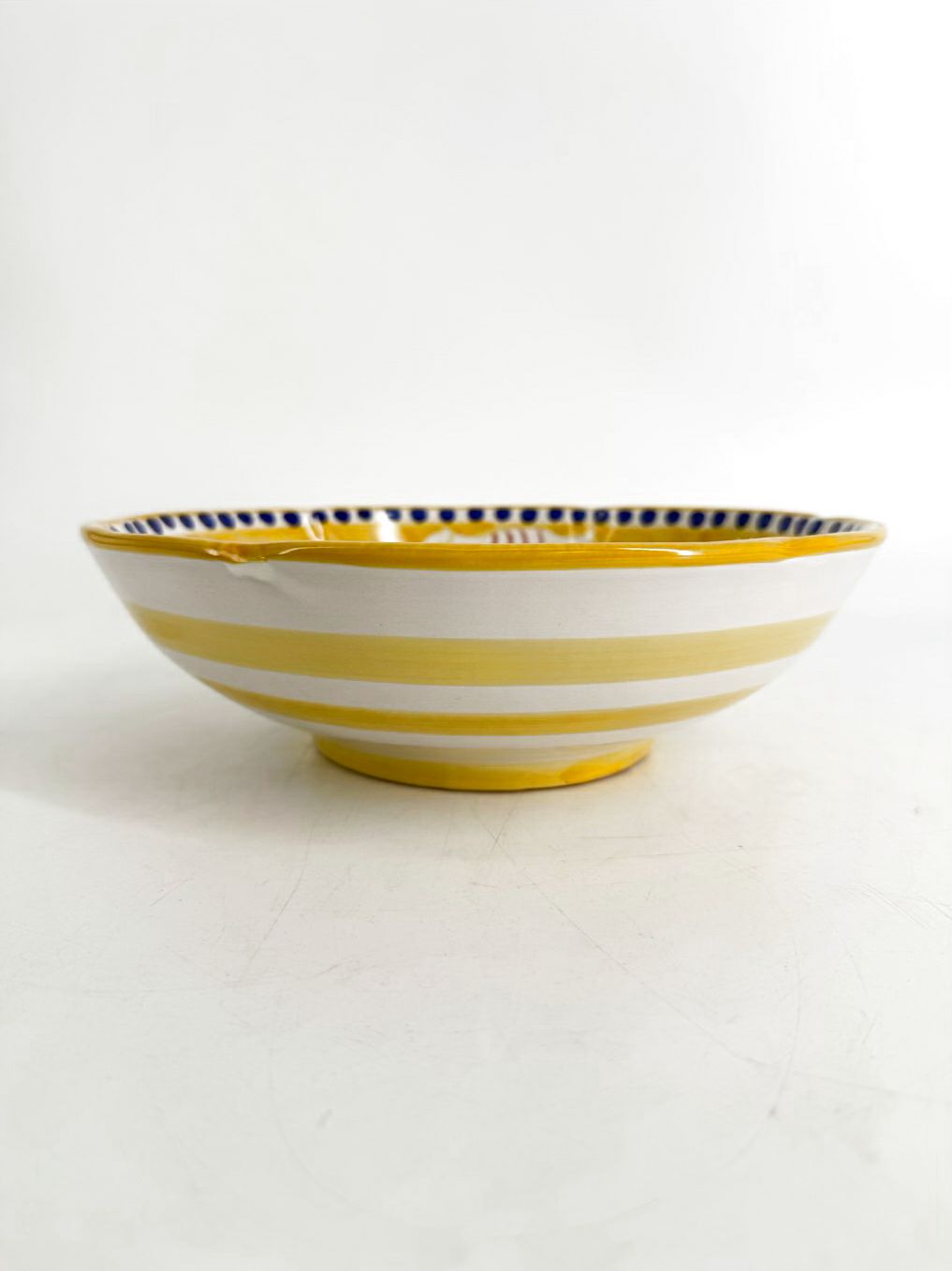 VIETRI SOMLIMENE Yellow & White Bowl