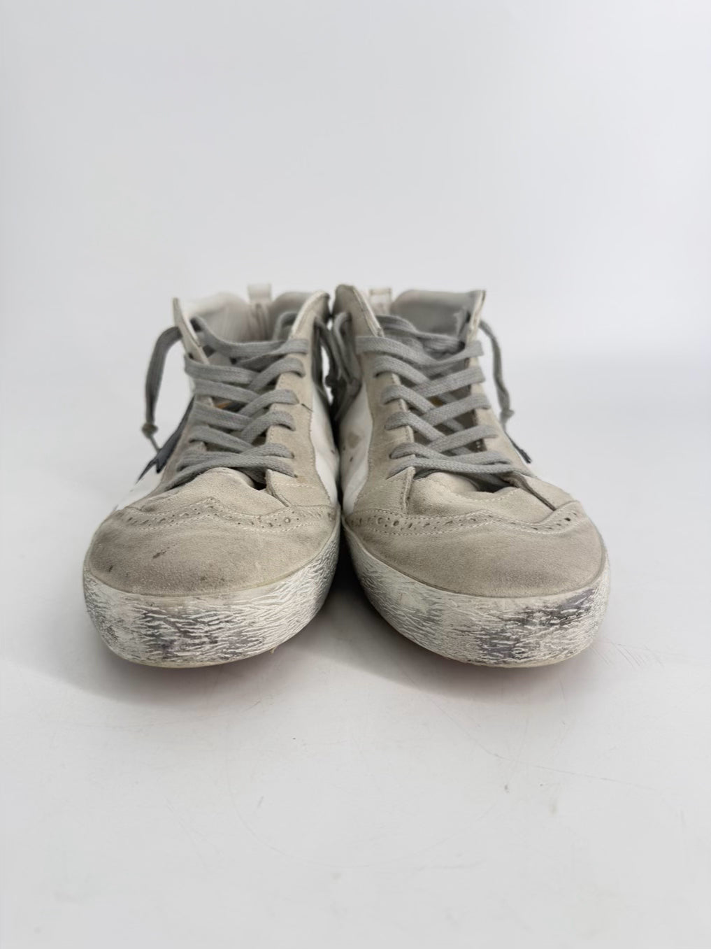 GOLDEN GOOSE Size 46 White & Gray Leather Sneakers