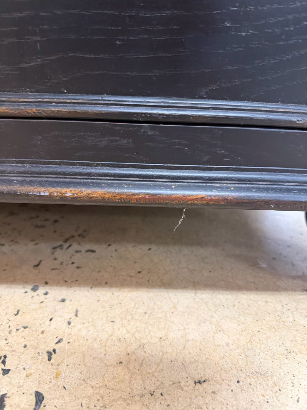THOMASVILLE Black Wood Chest w/ Drawers