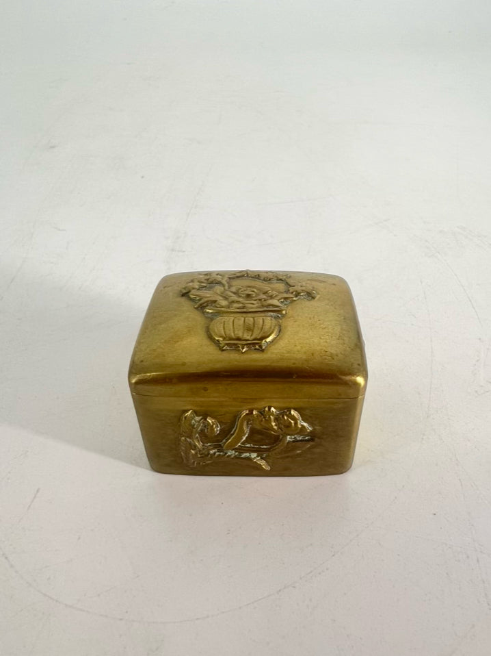JAPAN Gold Tone Brass 19th Century Floral Trinket Box