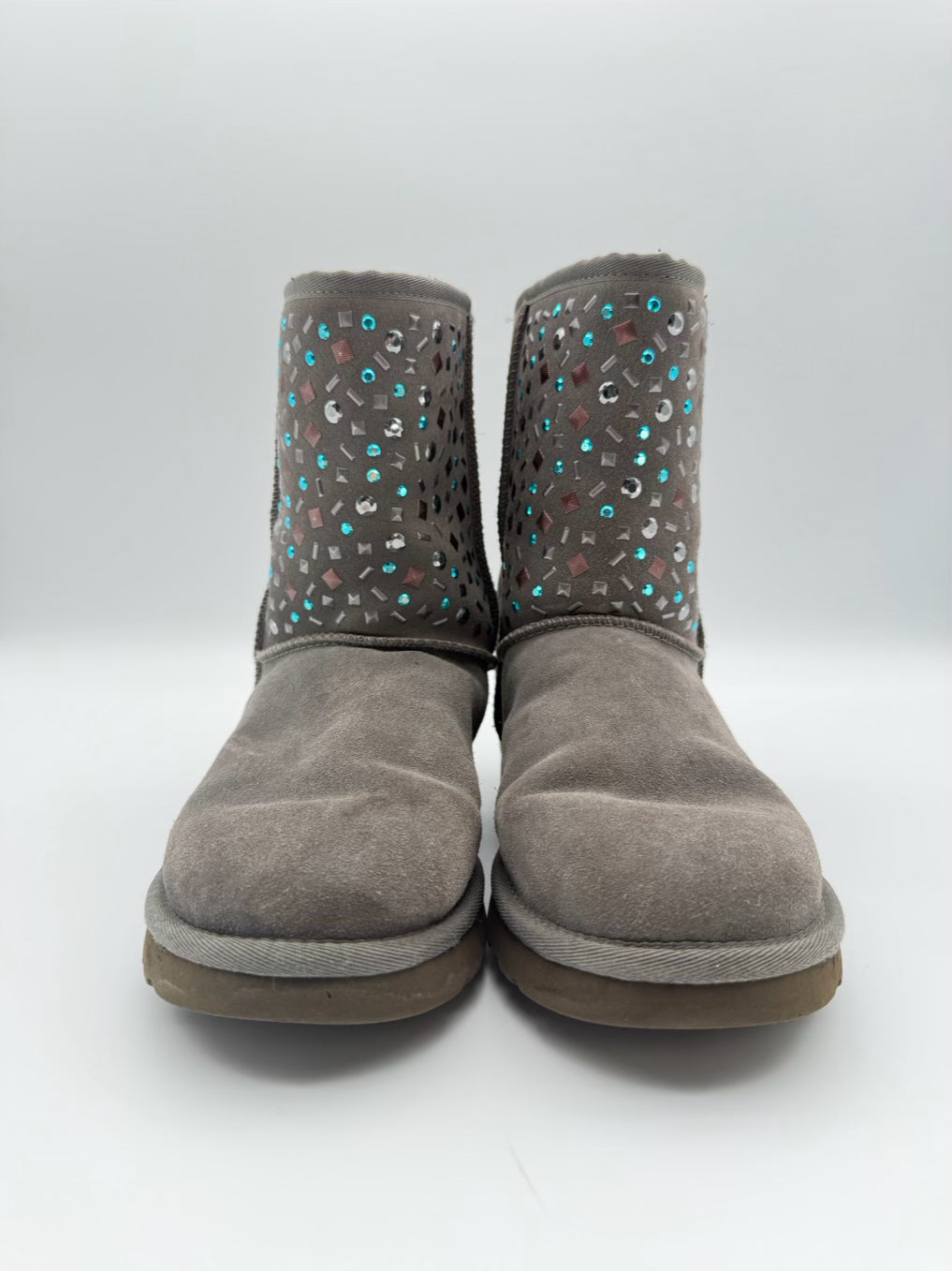 UGG WMNS Size 9 Gray Gemstones Shearling Booties