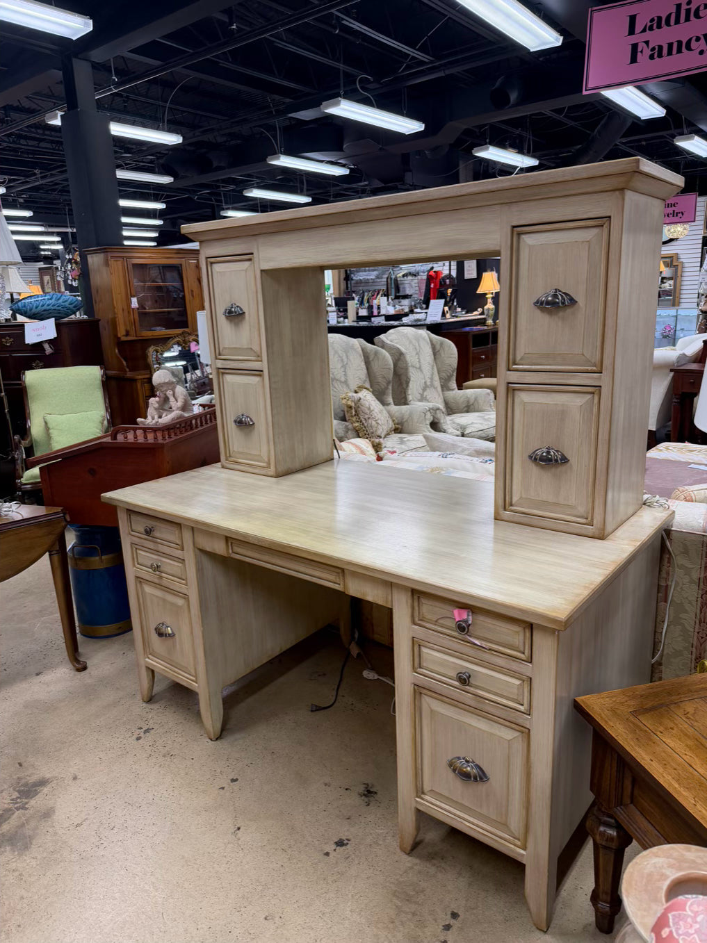Cream Wood Desk w/ Upper Hutch