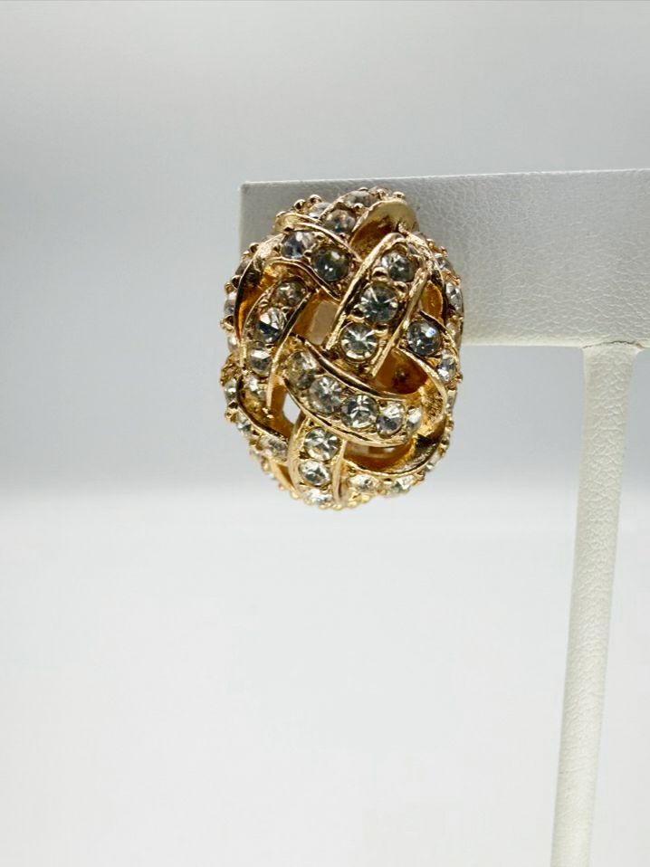 ST. JOHN Gold Tone Lattice Clip On Earrings w/ Gemstone