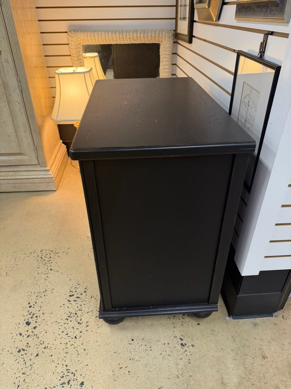 THOMASVILLE Black Wood Chest w/ Drawers