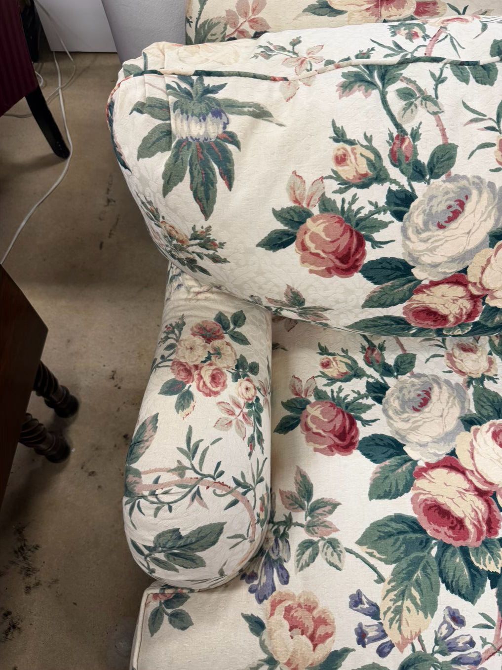 VINTAGE Cream, Pink, Green & Blue 3 Cushion Sofa