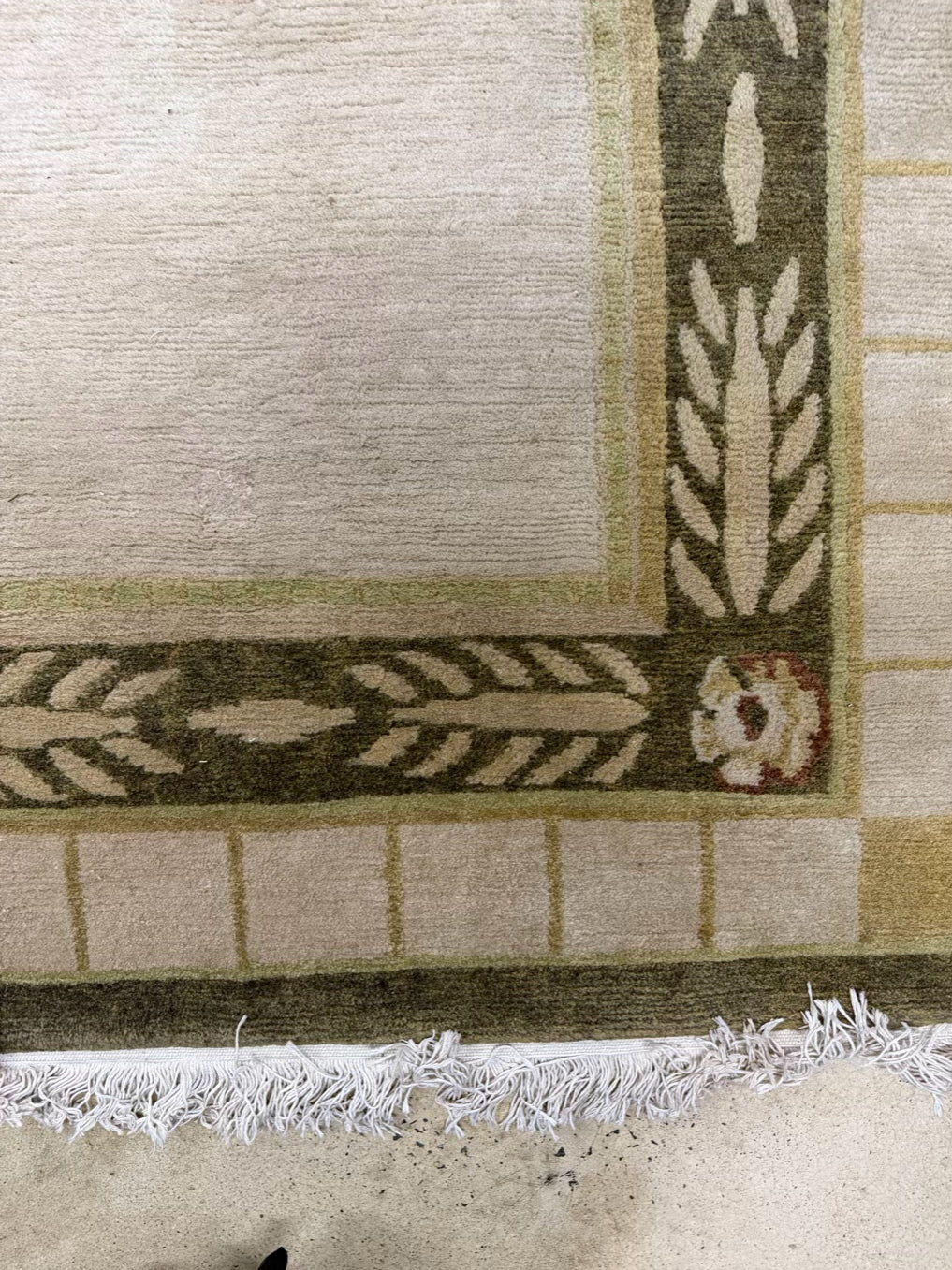 Cream & Olive Trellis Wool Area Rug
