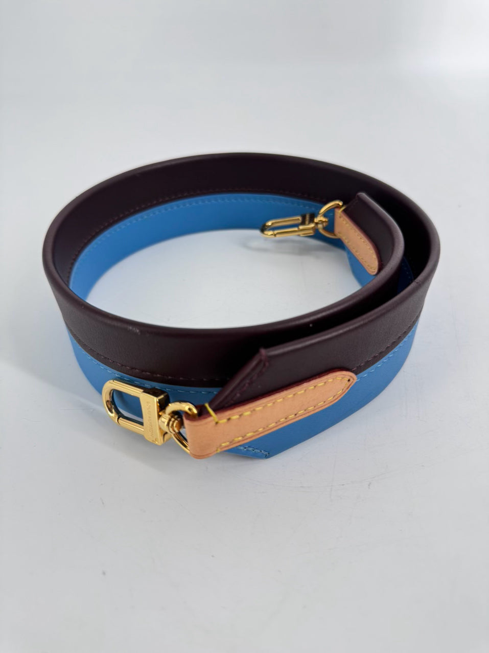 LOUIS VUITTON Brown Leather Monogram Logo Cluny Purse