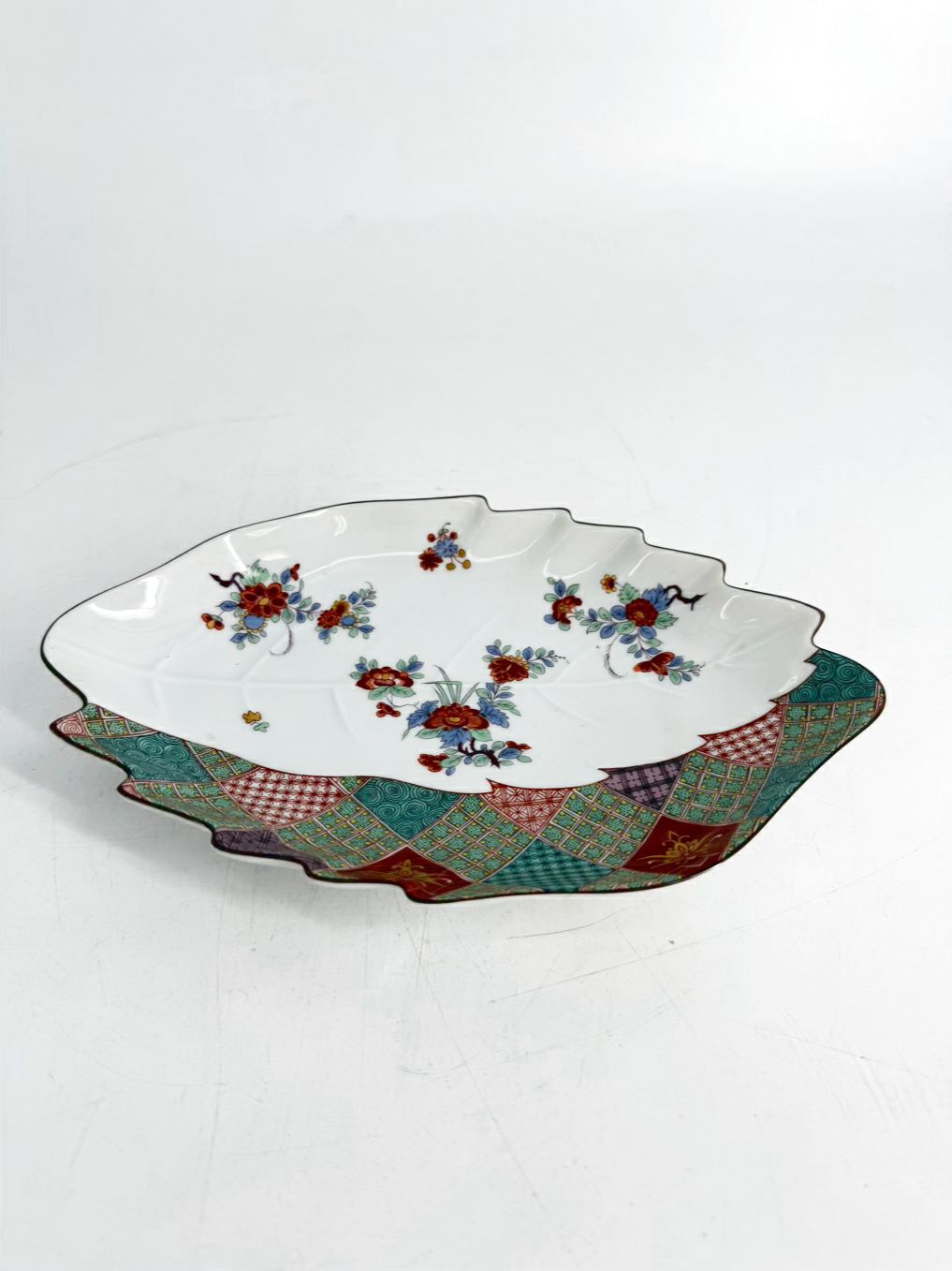MOTTAHEDEH White, Rust & Green Porcelain Hand Painted Dish