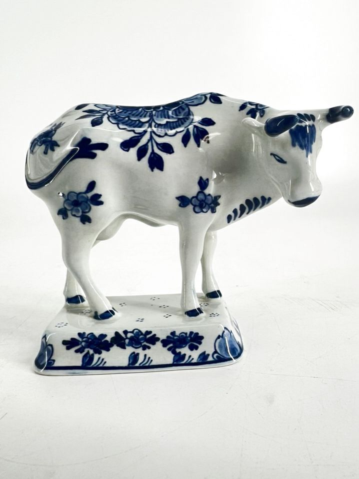 DELFT Blue & White Porcelain Figure