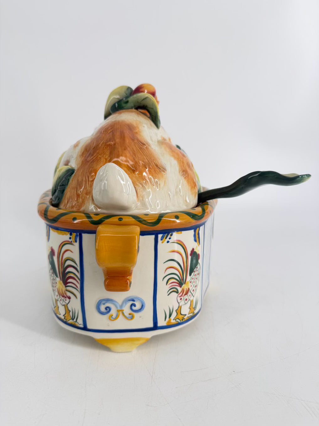 FITZ AND FLOYD RICAMO White, Yellow & Blue Rabbit Figural Soup Tureen w/ Ladle