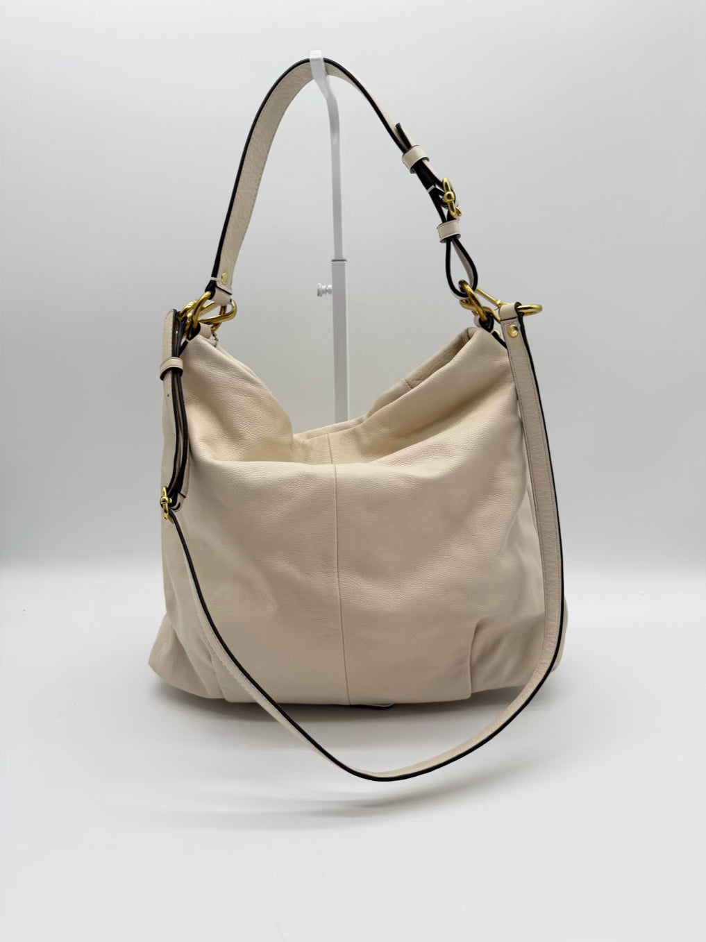 COACH Cream Leather Purse w/ Gold Hardware