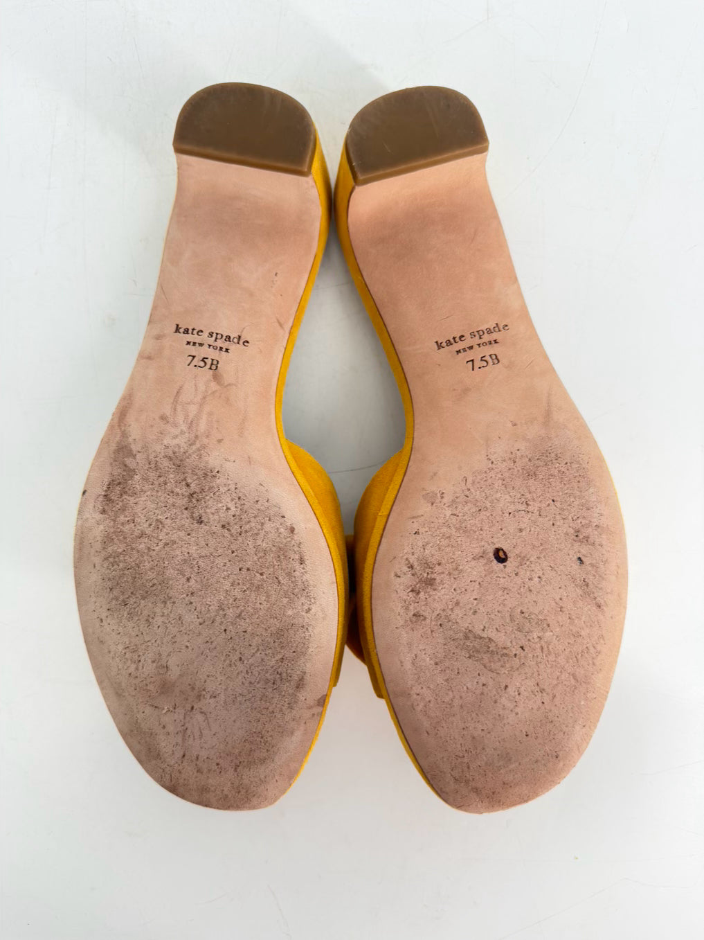 KATE SPADE Size 7.5 Mustard Leather Bow Kitten heels