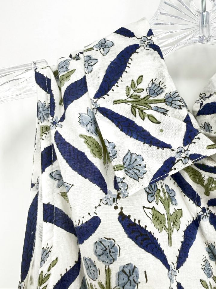 LIVRO Size Wmn's L Cream & Navy Sleeveless Floral Maxi-Dress