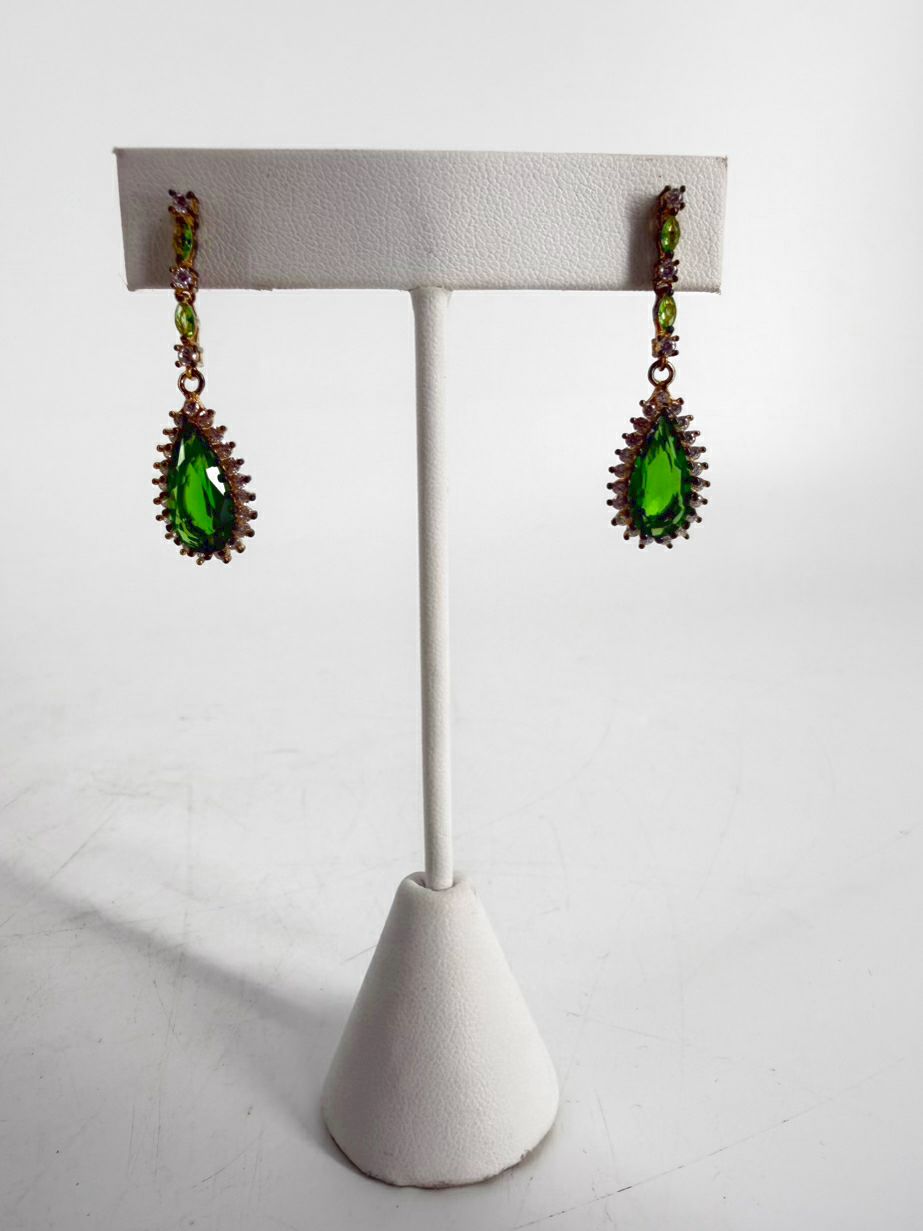 STAUER STERLING SILVER Green Helenite Tear Drop Necklace & Ring Set