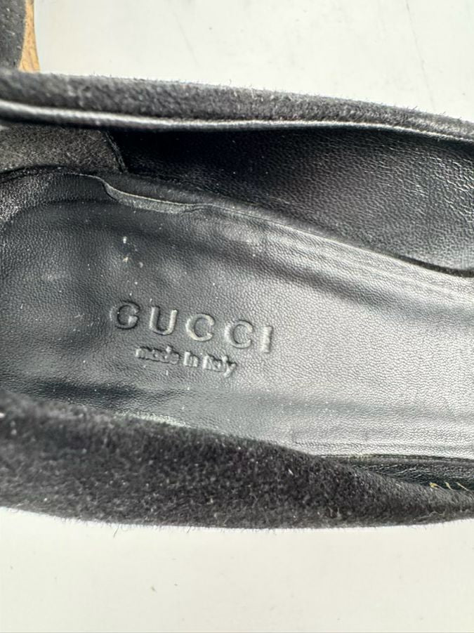 GUCCI Size 8 Black Suede Peep-Toe Wedge